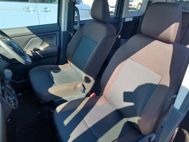 ROOMY 4WD