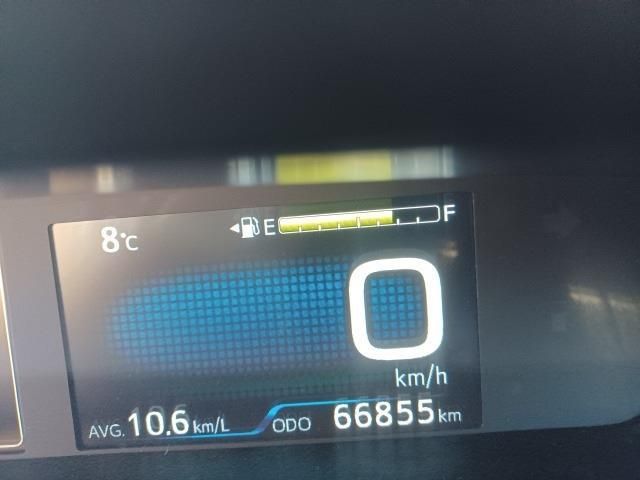 PRIUS 4WD