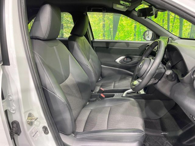 YARIS CROSS HYBRID