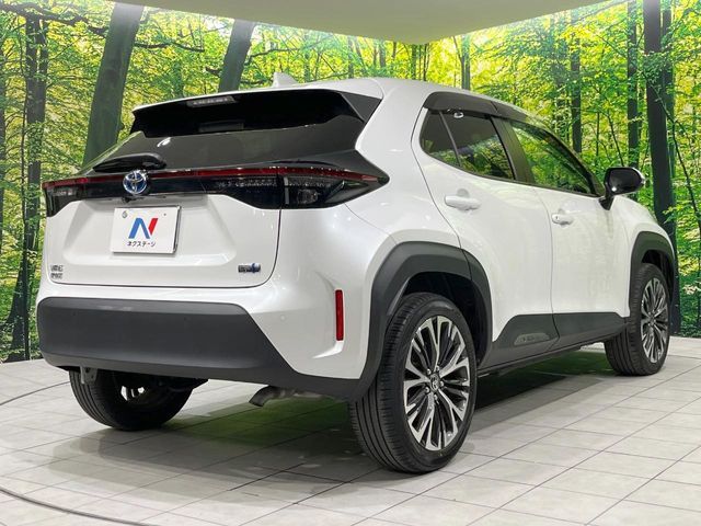 YARIS CROSS HYBRID