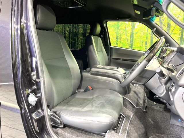 HIACE van 4WD