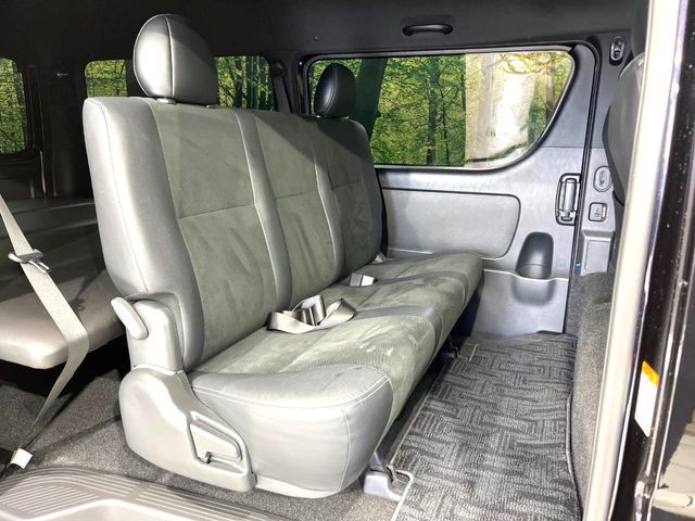 HIACE van 4WD