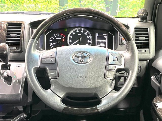 HIACE van 4WD