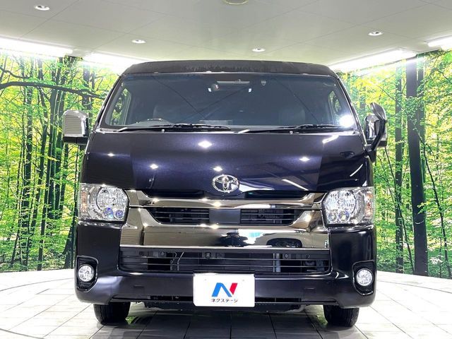 HIACE van 4WD