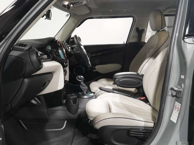 MINI COOPER D 5DOOR
