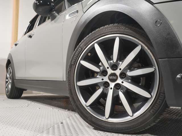 MINI COOPER D 5DOOR