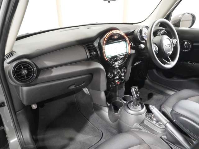 MINI ONE 5DOOR
