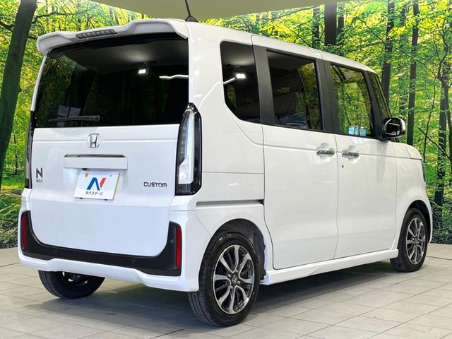 N BOX CUSTOM