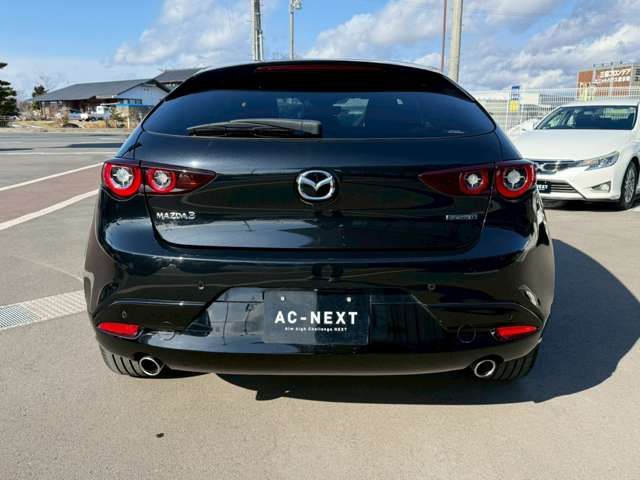 MAZDA3 FASTBACK