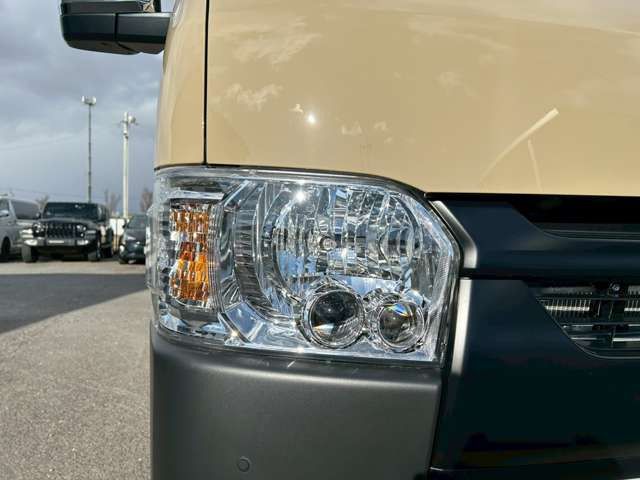 HIACE van 4WD