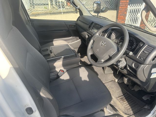 HIACE van 2WD