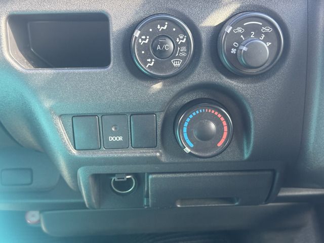 HIACE van 2WD