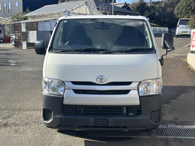 HIACE van 2WD