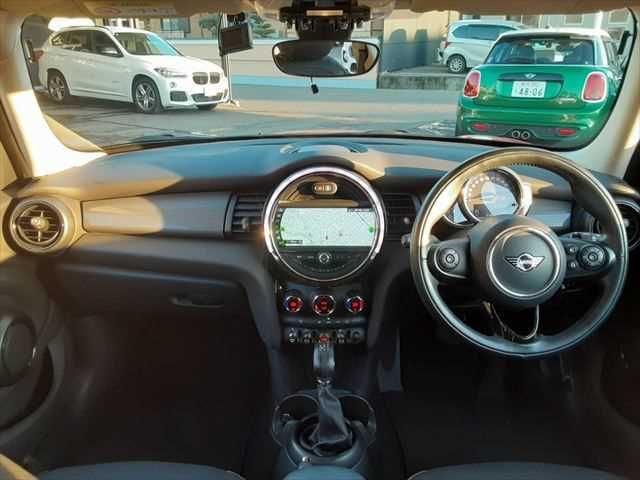 MINI COOPER D 5DOOR