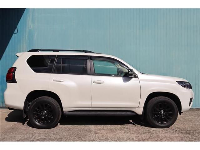 LANDCRUISER PRADO