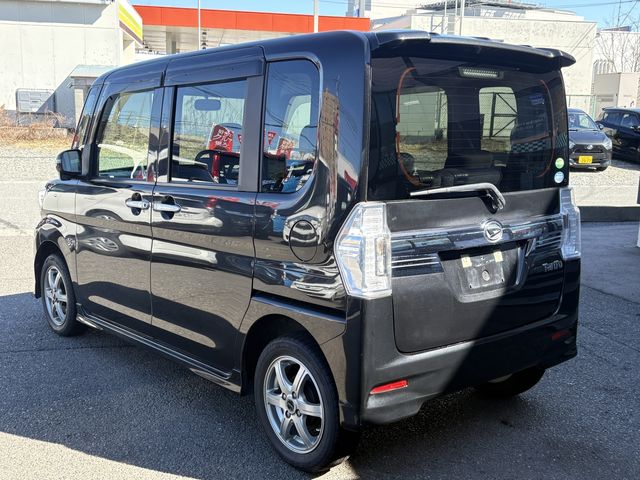 TANTO CUSTOM 4WD