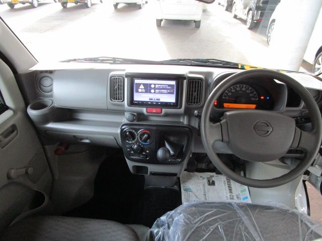 NV100 CLIPPER 4WD