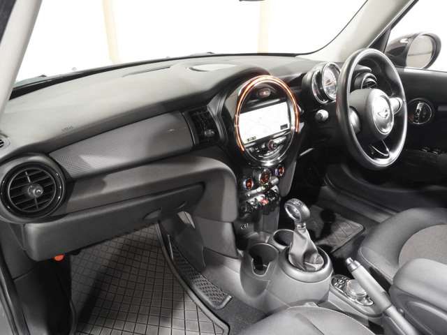BMW MINI COOPER 5DOOR
