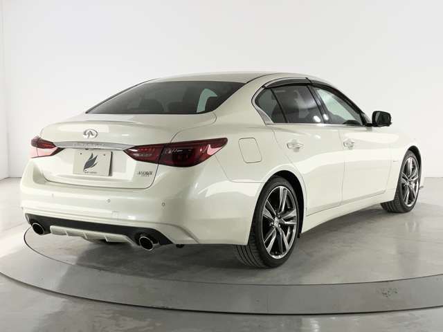 SKYLINE HYBRID 4WD