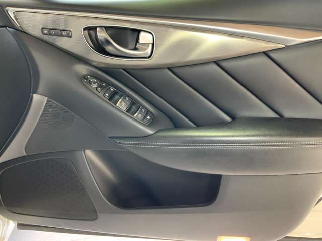 SKYLINE HYBRID 4WD