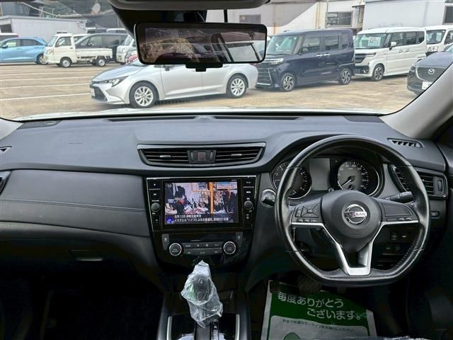 X-TRAIL 2WD