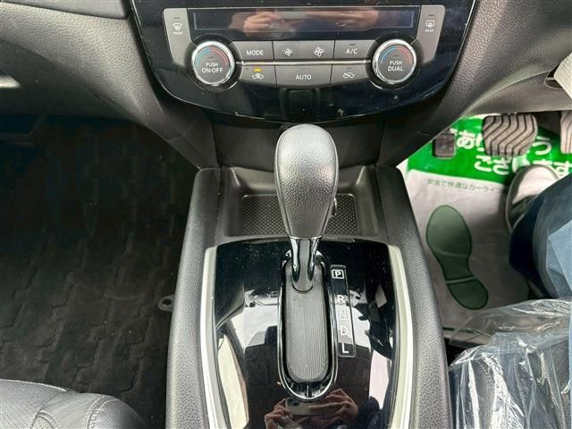 X-TRAIL 2WD