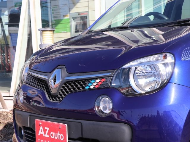RENAULT TWINGO