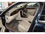 JAGUAR XJseries sedan