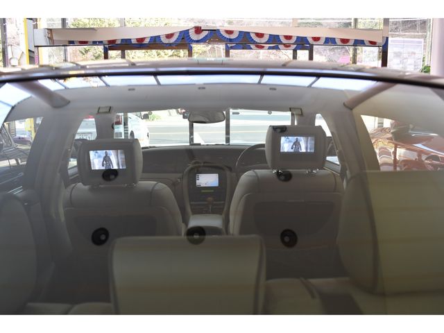 JAGUAR XJseries sedan