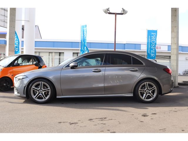 MERCEDES BENZ A-class sedan