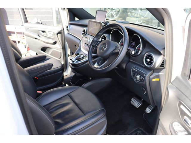 MERCEDES BENZ V class