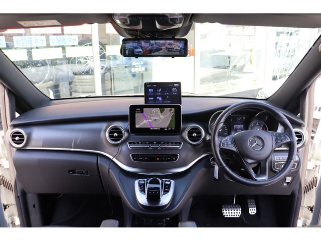 MERCEDES BENZ V class