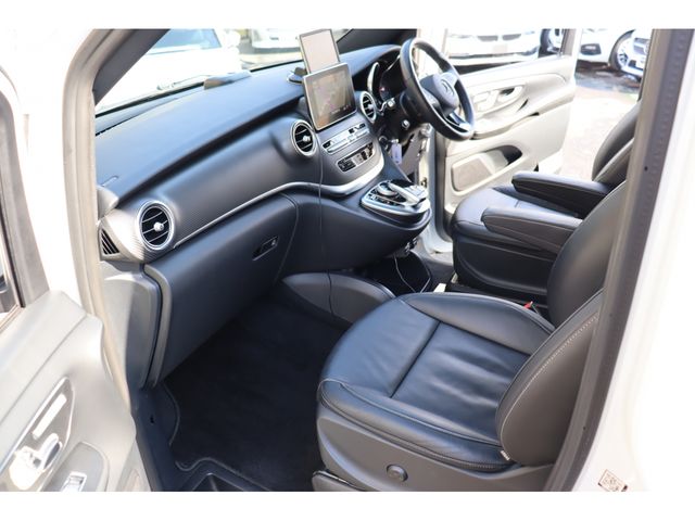 MERCEDES BENZ V class