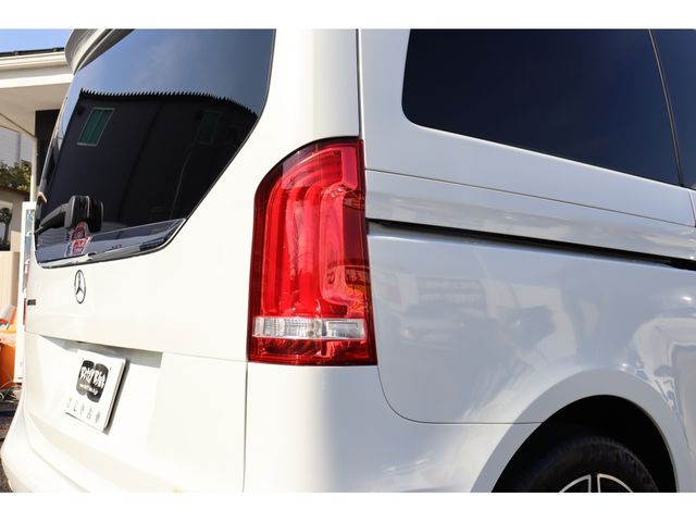 MERCEDES BENZ V class