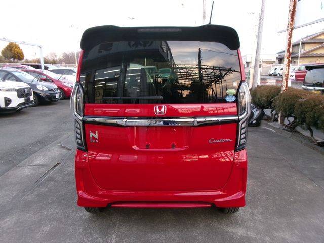 N-BOX CUSTOM