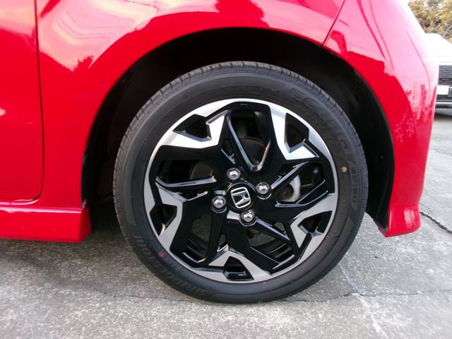 N-BOX CUSTOM