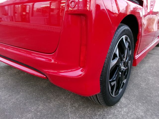 N-BOX CUSTOM