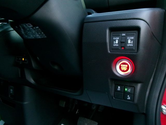N-BOX CUSTOM