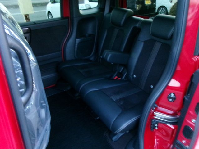 N-BOX CUSTOM