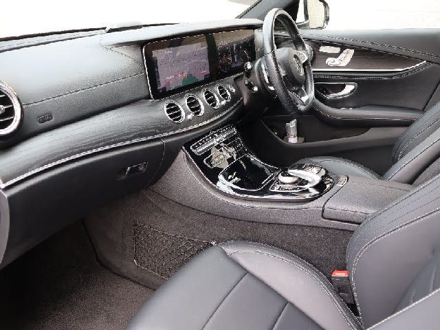 MERCEDES BENZ E class stationwagon