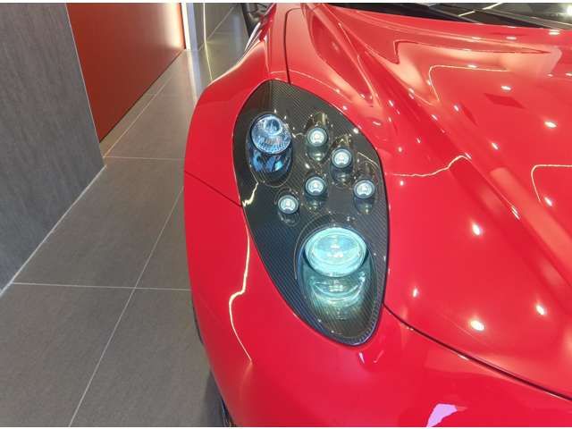 ALFA ROMEO 4C