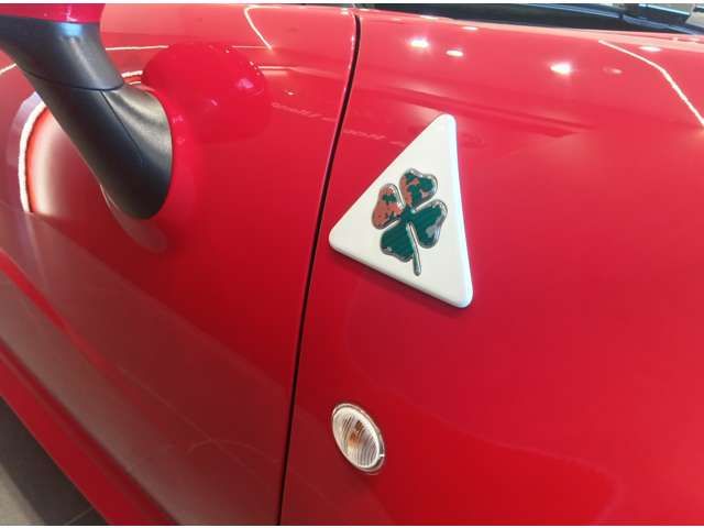 ALFA ROMEO 4C