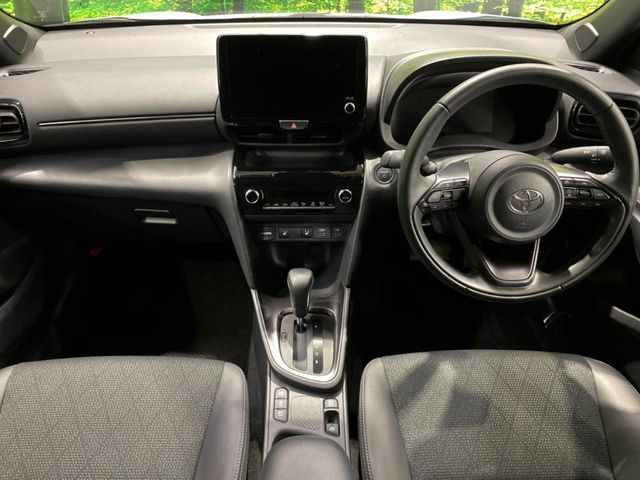 YARIS CROSS HYBRID