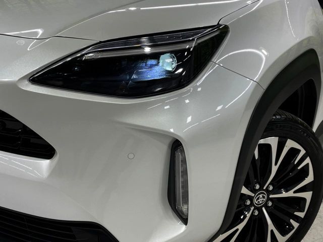 YARIS CROSS HYBRID