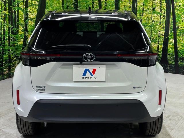 YARIS CROSS HYBRID