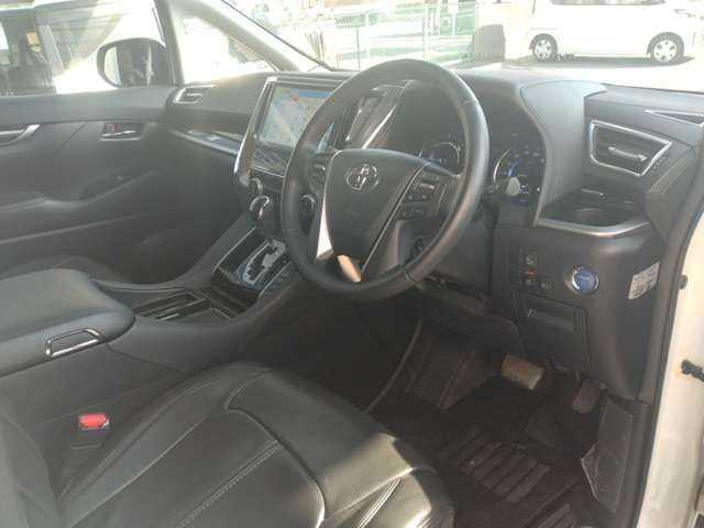 VELLFIRE HYBRID 4WD