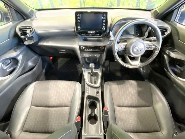 YARIS CROSS HYBRID