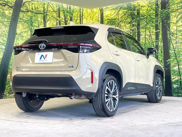 YARIS CROSS HYBRID