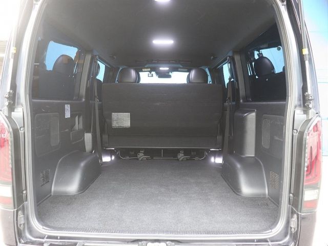 HIACE van 2WD