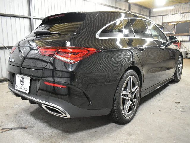 MERCEDES BENZ CLA Shooting Brake